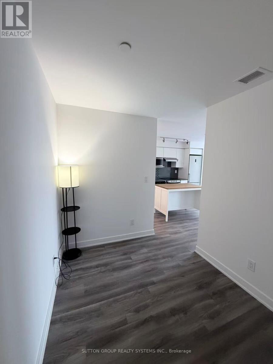 709 - 160 Flemington Road, Toronto (Yorkdale-Glen Park), Ontario  M6A 0A9 - Photo 2 - W12709124