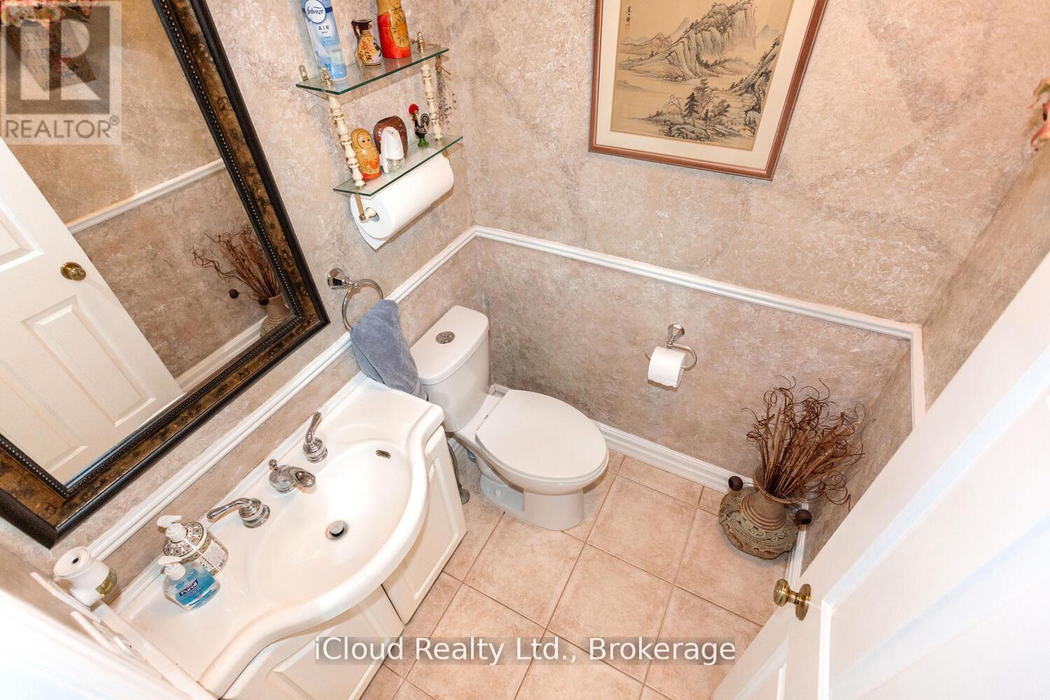 12 Neville Crescent, Brampton (Westgate), Ontario  L6S 5L1 - Photo 19 - W12709144