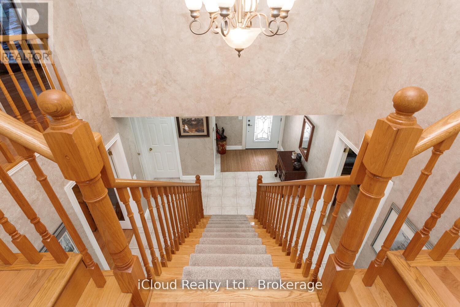 12 Neville Crescent, Brampton (Westgate), Ontario  L6S 5L1 - Photo 21 - W12709144