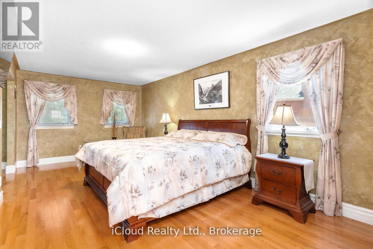 12 Neville Crescent, Brampton (Westgate), Ontario  L6S 5L1 - Photo 24 - W12709144