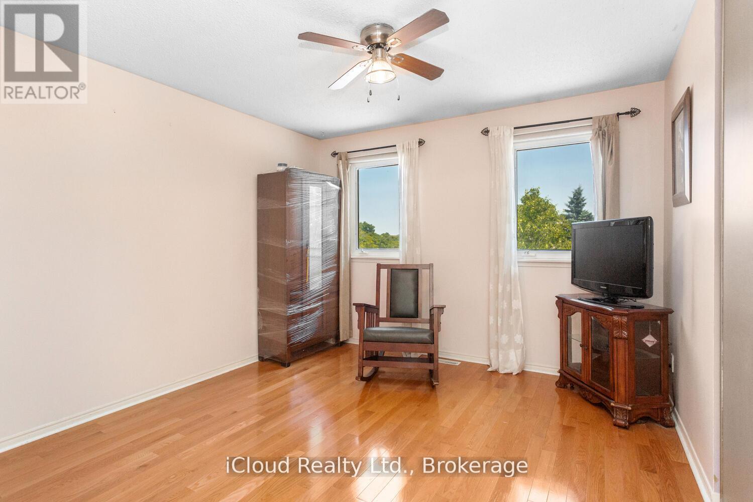 12 Neville Crescent, Brampton (Westgate), Ontario  L6S 5L1 - Photo 32 - W12709144