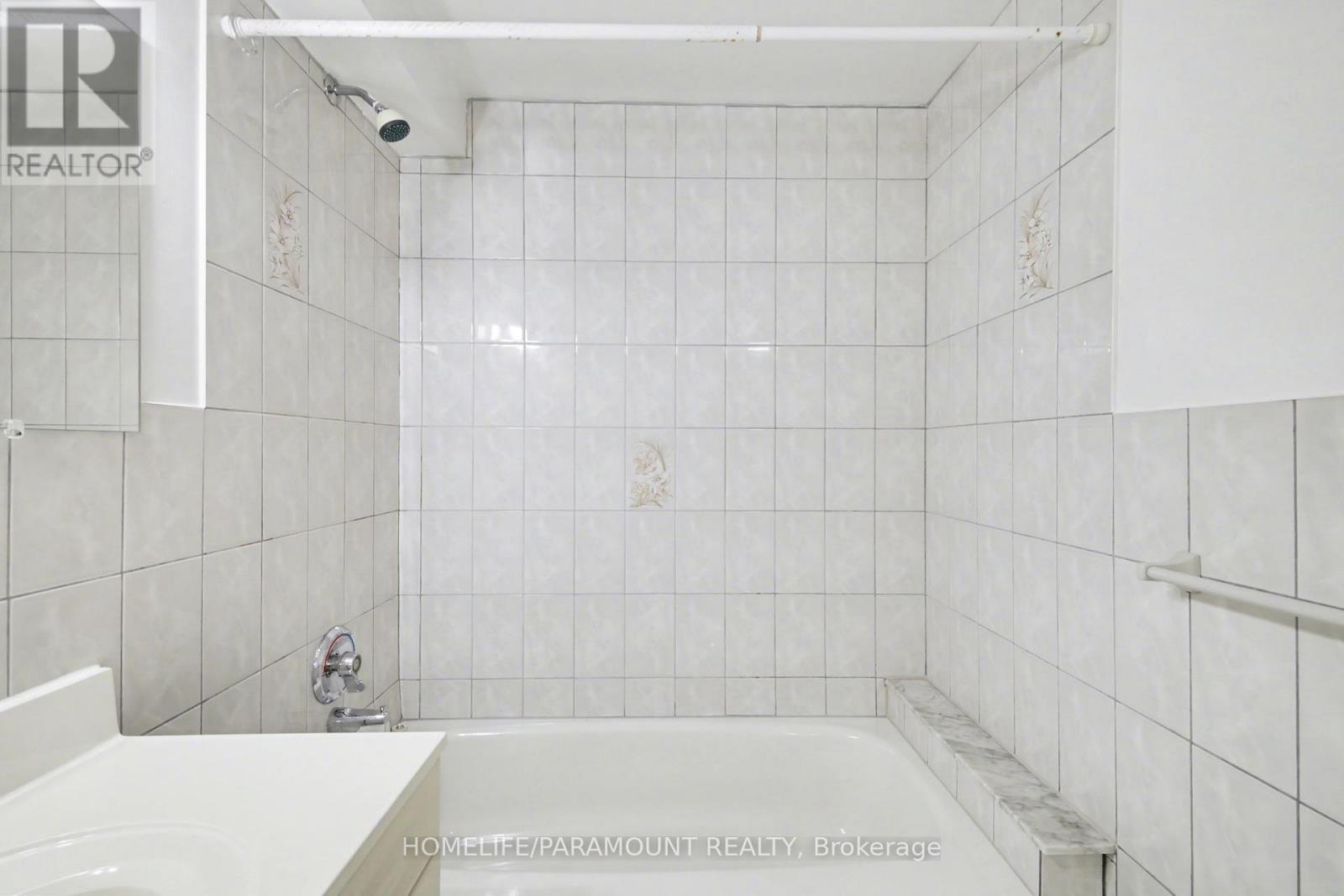 Basement - 1482 Queensbury Crescent N, Oakville (Cp College Park), Ontario  L6H 4G4 - Photo 23 - W12709162