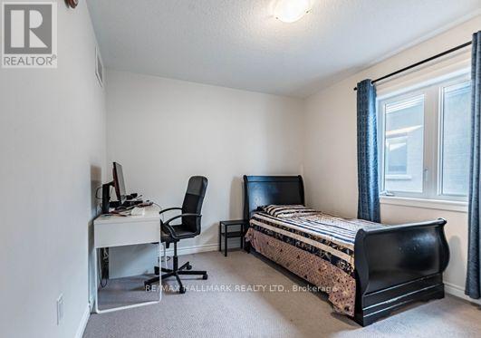 51 Dolobram Terrace, Brampton (Northwest Brampton), Ontario  L7A 4Y3 - Photo 18 - W12709214