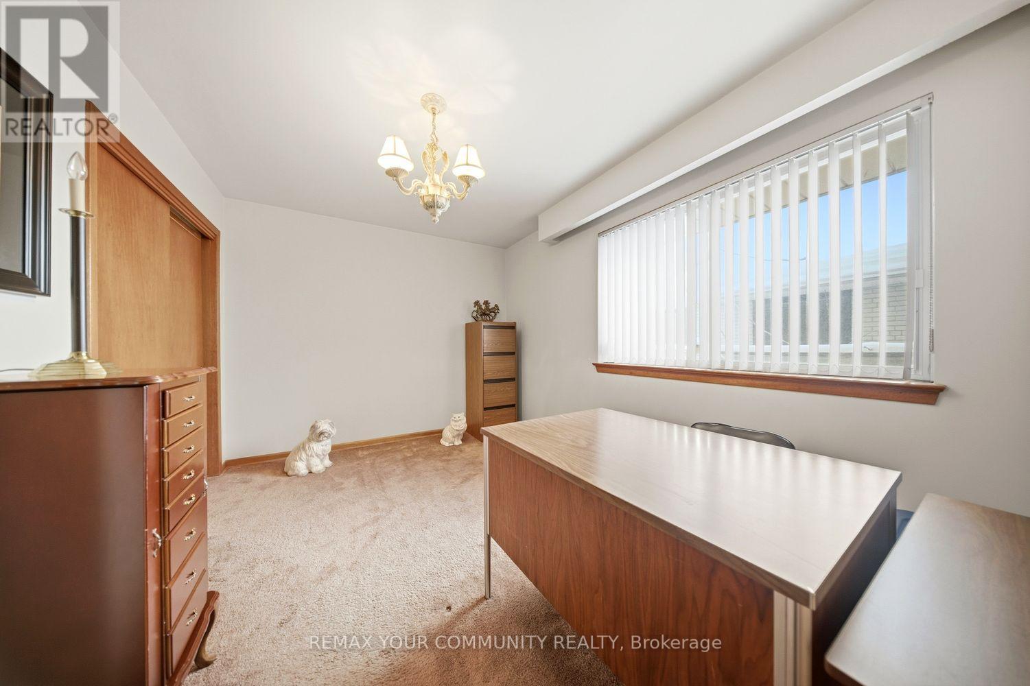 11 Grovetree Road, Toronto (Thistletown-Beaumonde Heights), Ontario  M9V 2Y1 - Photo 28 - W12709234