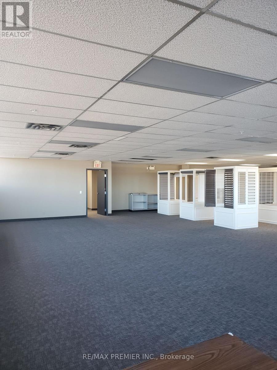 3 - 54 Samor Road, Toronto (Yorkdale-Glen Park), Ontario  M6A 1J6 - Photo 15 - W12709260