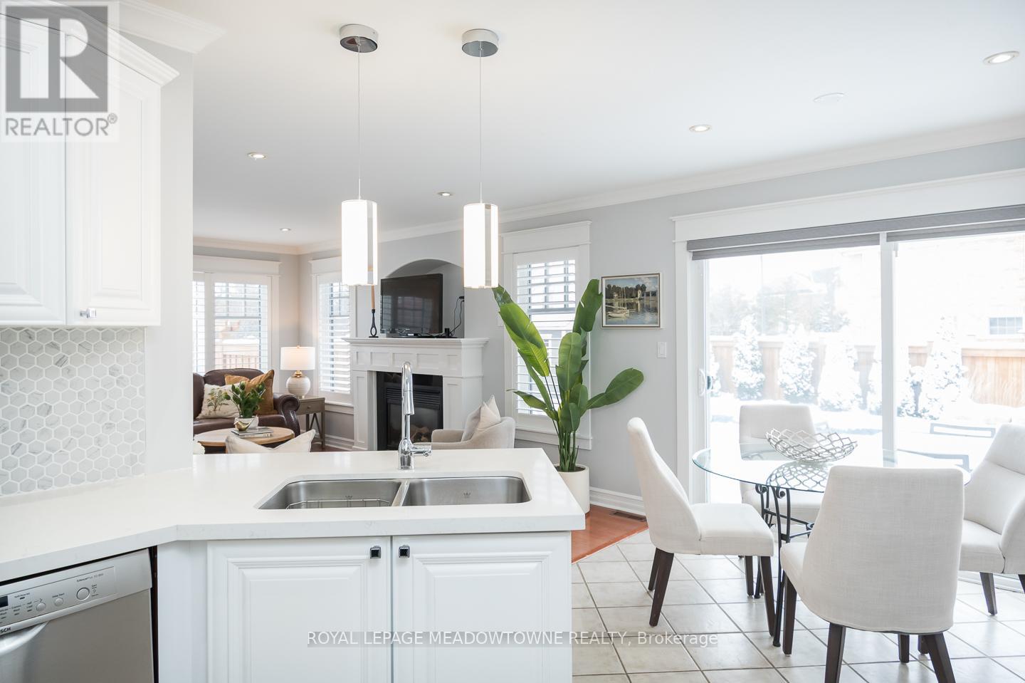 1592 French Garden, Milton (Be Beaty), Ontario  L9T 5M4 - Photo 12 - W12709284