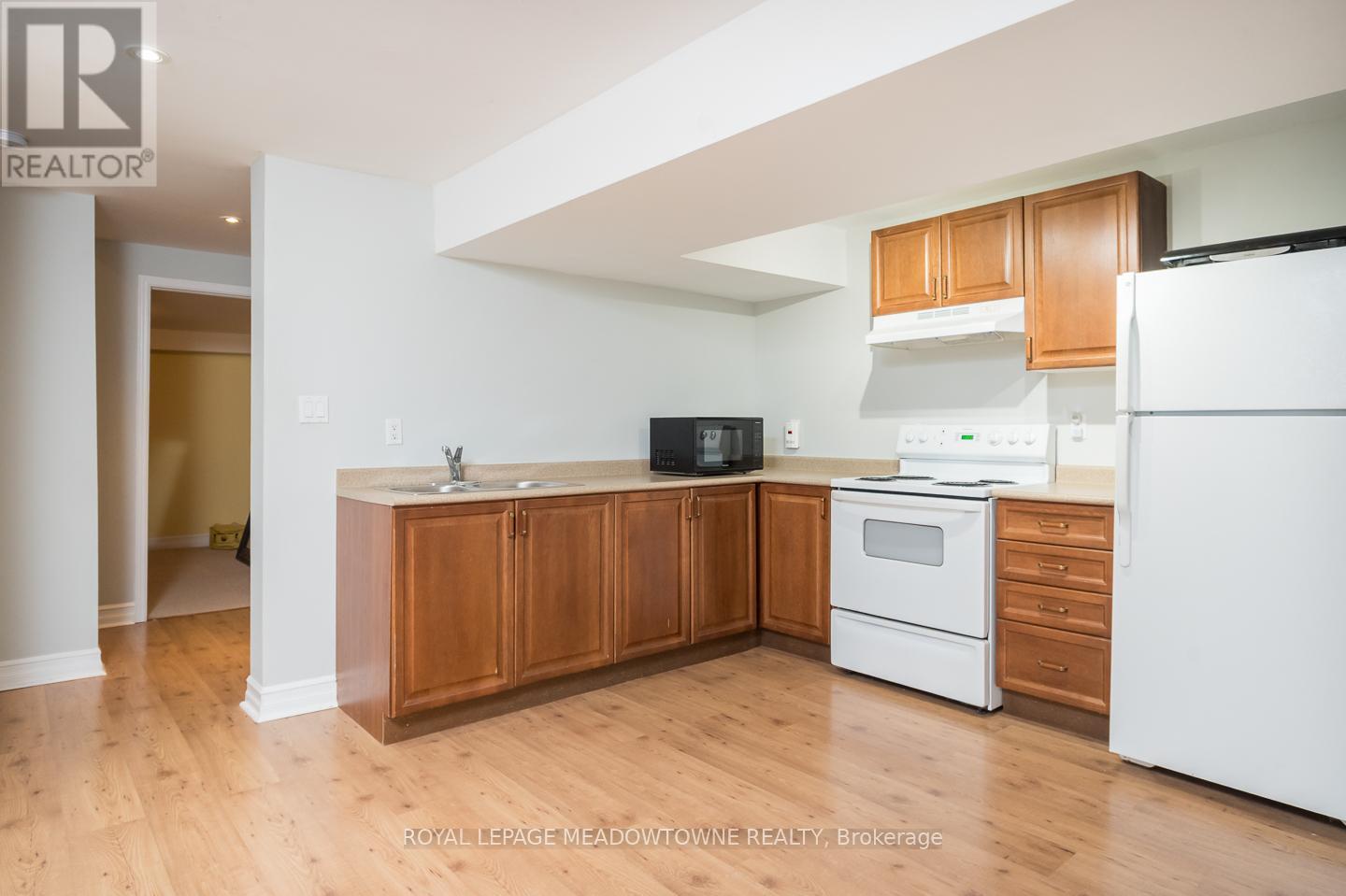 1592 French Garden, Milton (Be Beaty), Ontario  L9T 5M4 - Photo 35 - W12709284