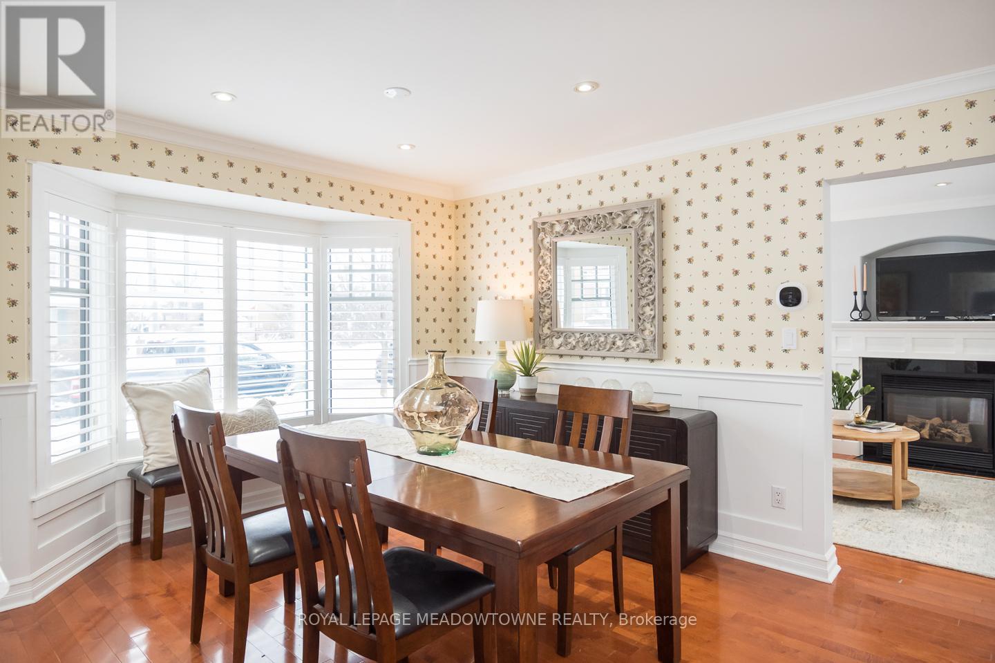 1592 French Garden, Milton (Be Beaty), Ontario  L9T 5M4 - Photo 5 - W12709284