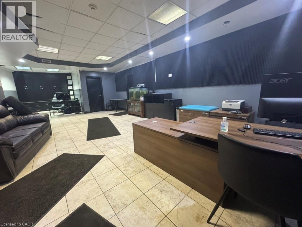 1659 Victoria Street N, Kitchener, Ontario  N2B 3E6 - Photo 15 - 40799050