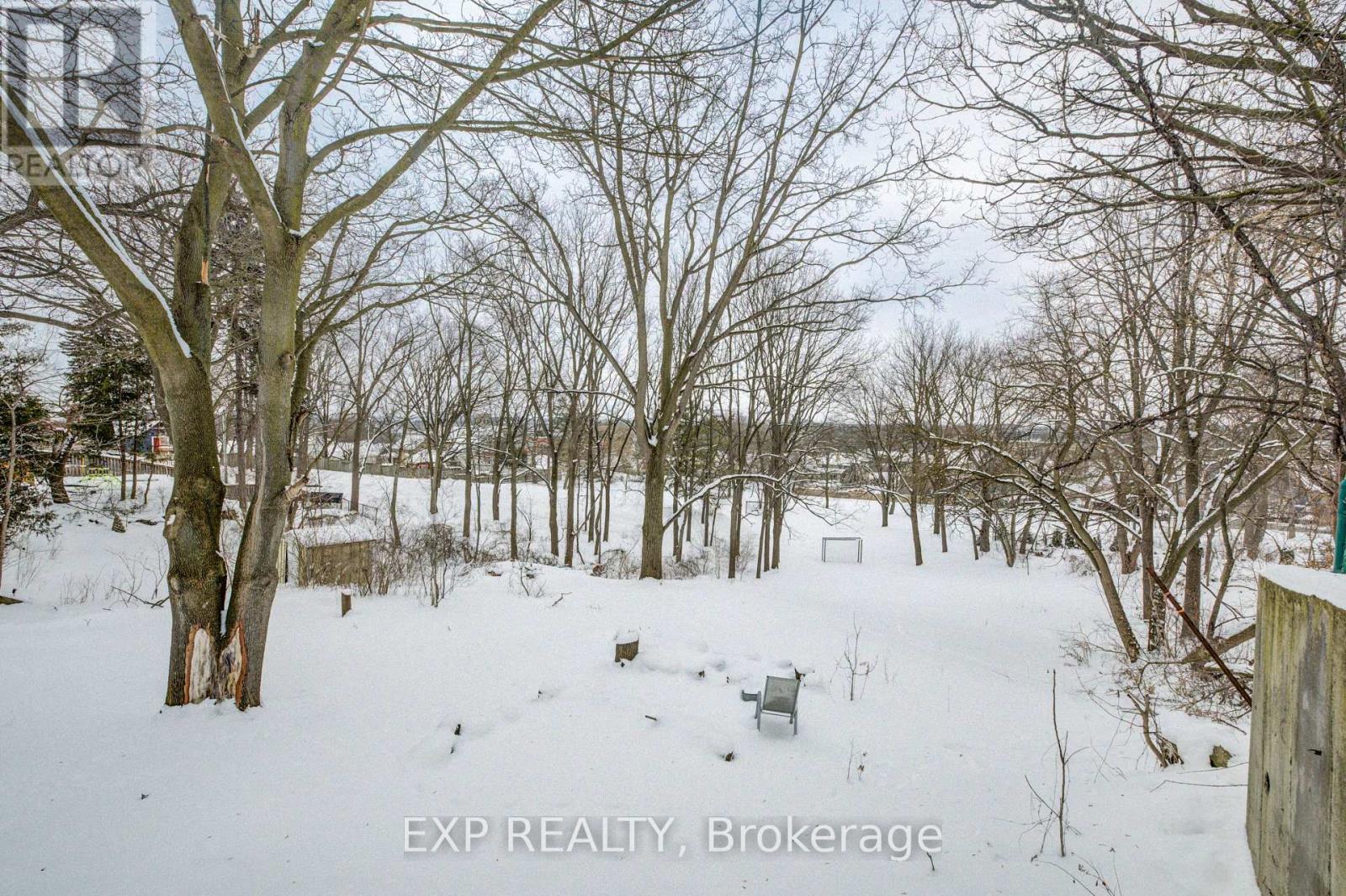 105 St George Street, Kitchener, Ontario  N2G 2T2 - Photo 11 - X12709204