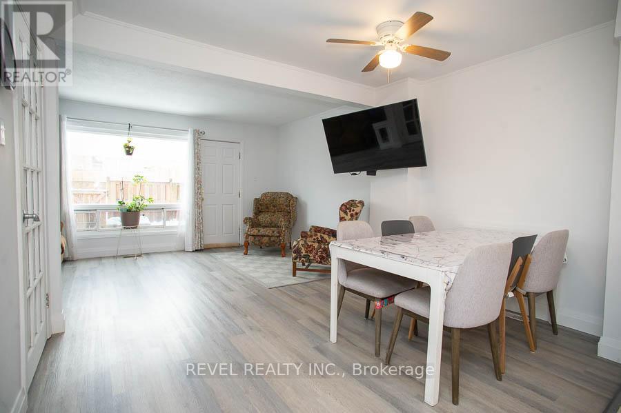 B - 496 Grey Street, Brantford, Ontario  N3S 7L4 - Photo 7 - X12709316