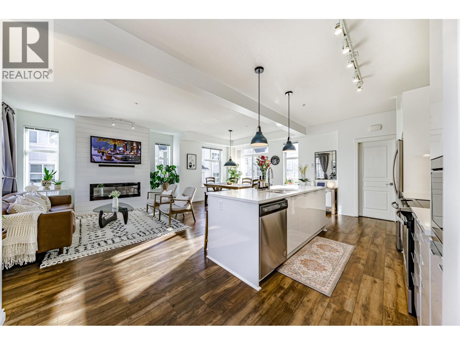 1101 11295 Pazarena Place, Maple Ridge, British Columbia  V2X 4K9 - Photo 14 - R3079523