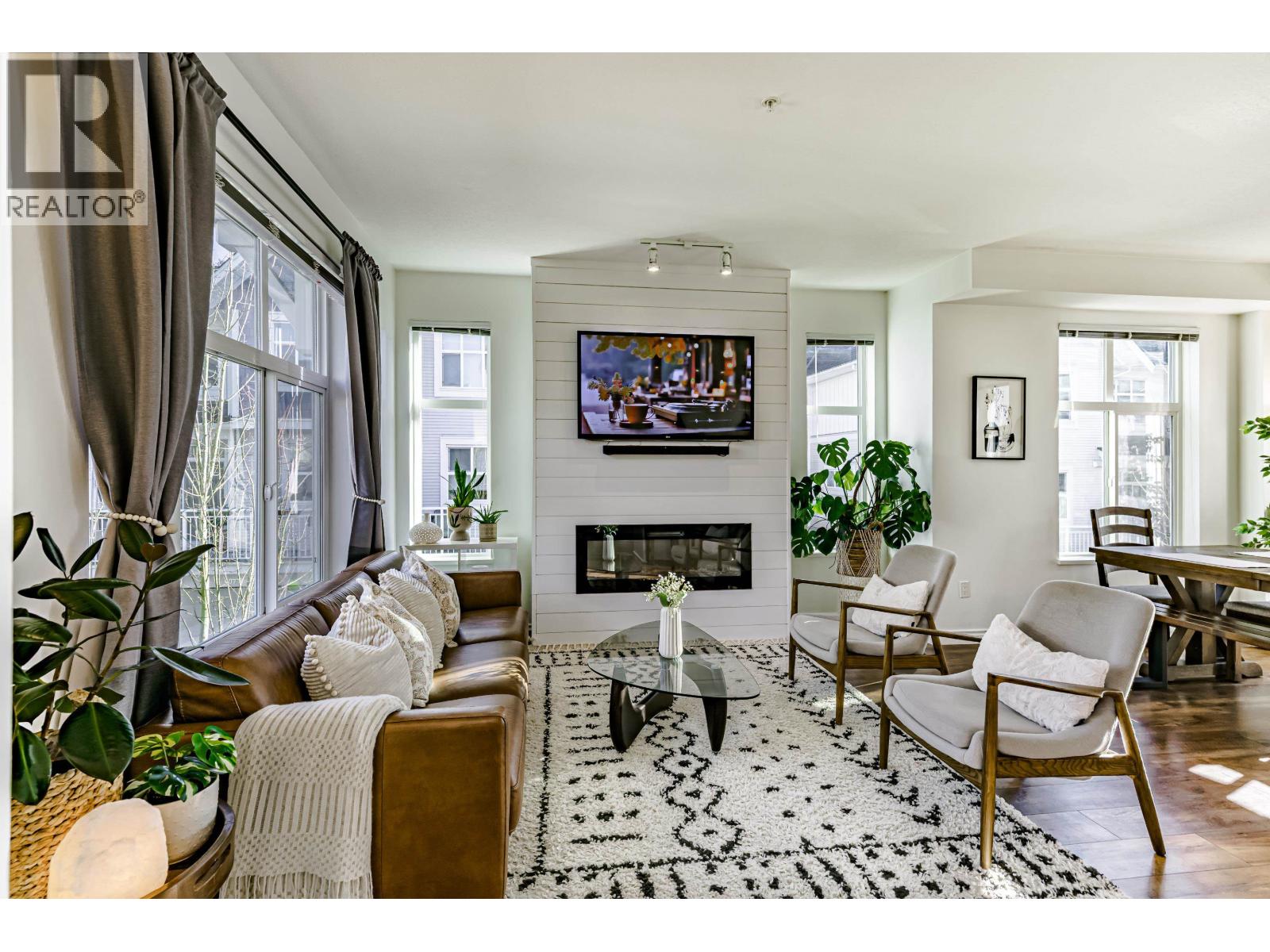 1101 11295 Pazarena Place, Maple Ridge, British Columbia  V2X 4K9 - Photo 7 - R3079523