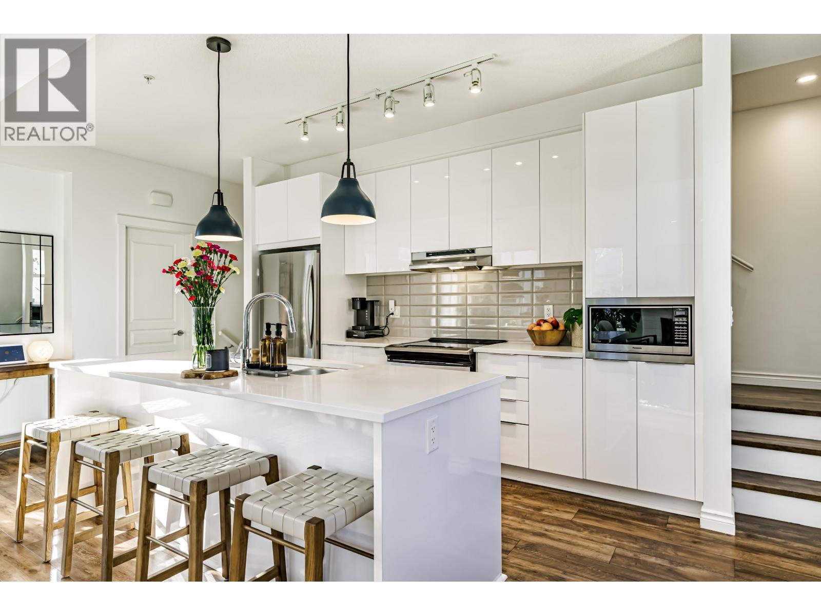 1101 11295 Pazarena Place, Maple Ridge, British Columbia  V2X 4K9 - Photo 12 - R3079523