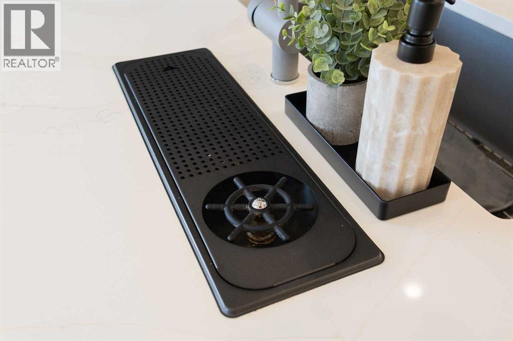 511 Cresthaven Place Sw, Calgary, Alberta  T3B 5Z8 - Photo 15 - A2276505