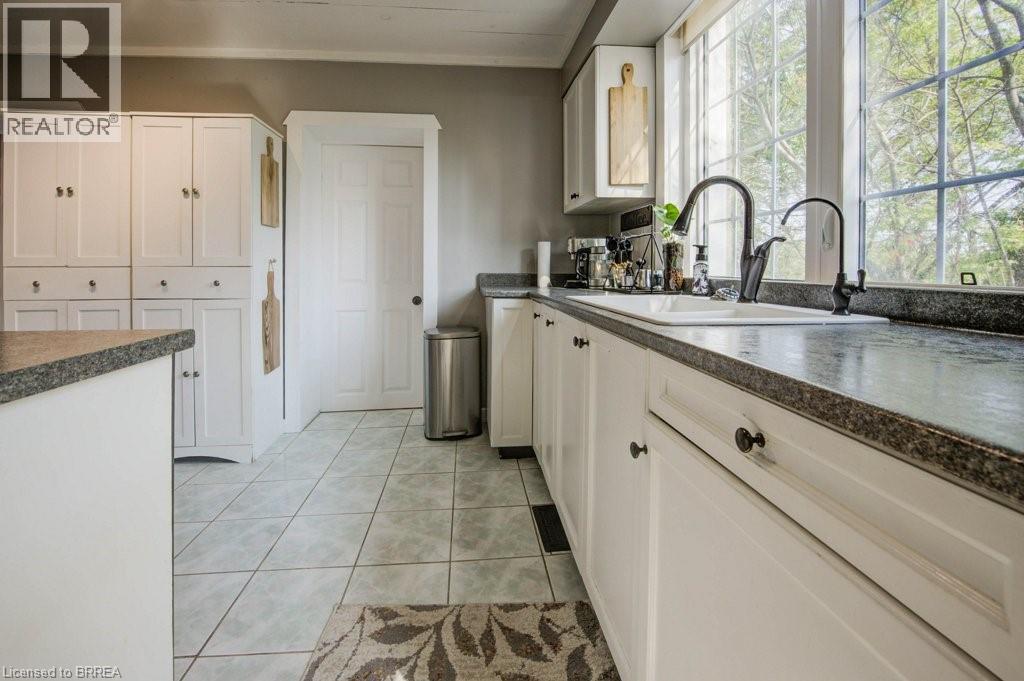 460 King Edward Street, Paris, Ontario  N3L 3E3 - Photo 7 - 40799443