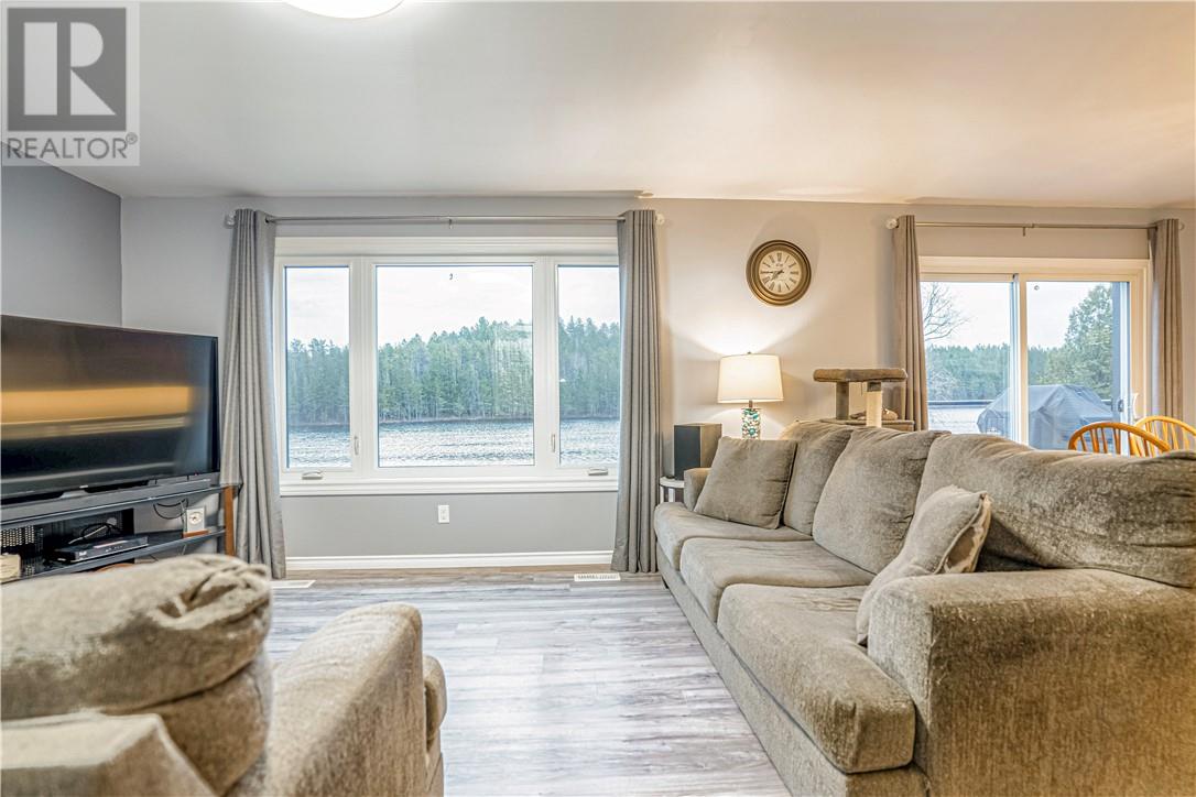 8a Frenchmans Bay, Wahnapitae, Ontario  P0M 3C0 - Photo 16 - 2124112