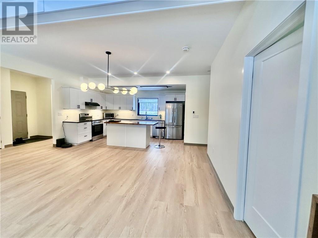 515 Hwy 17, Mckerrow, Ontario  P0P 1M0 - Photo 14 - 2126116