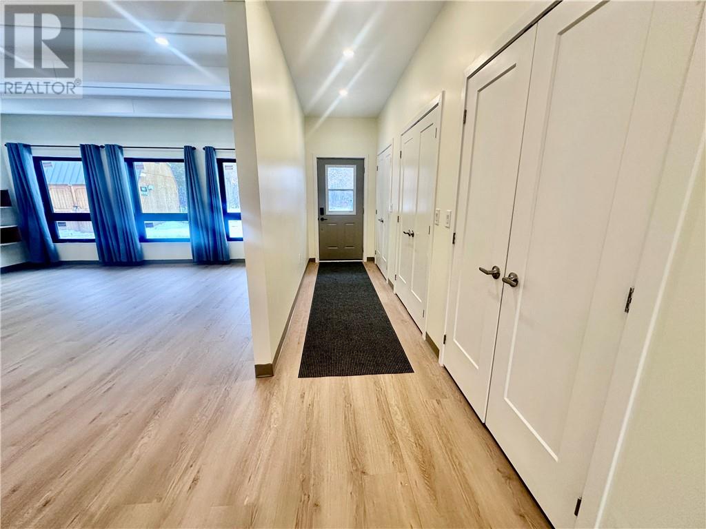 515 Hwy 17, Mckerrow, Ontario  P0P 1M0 - Photo 6 - 2126116