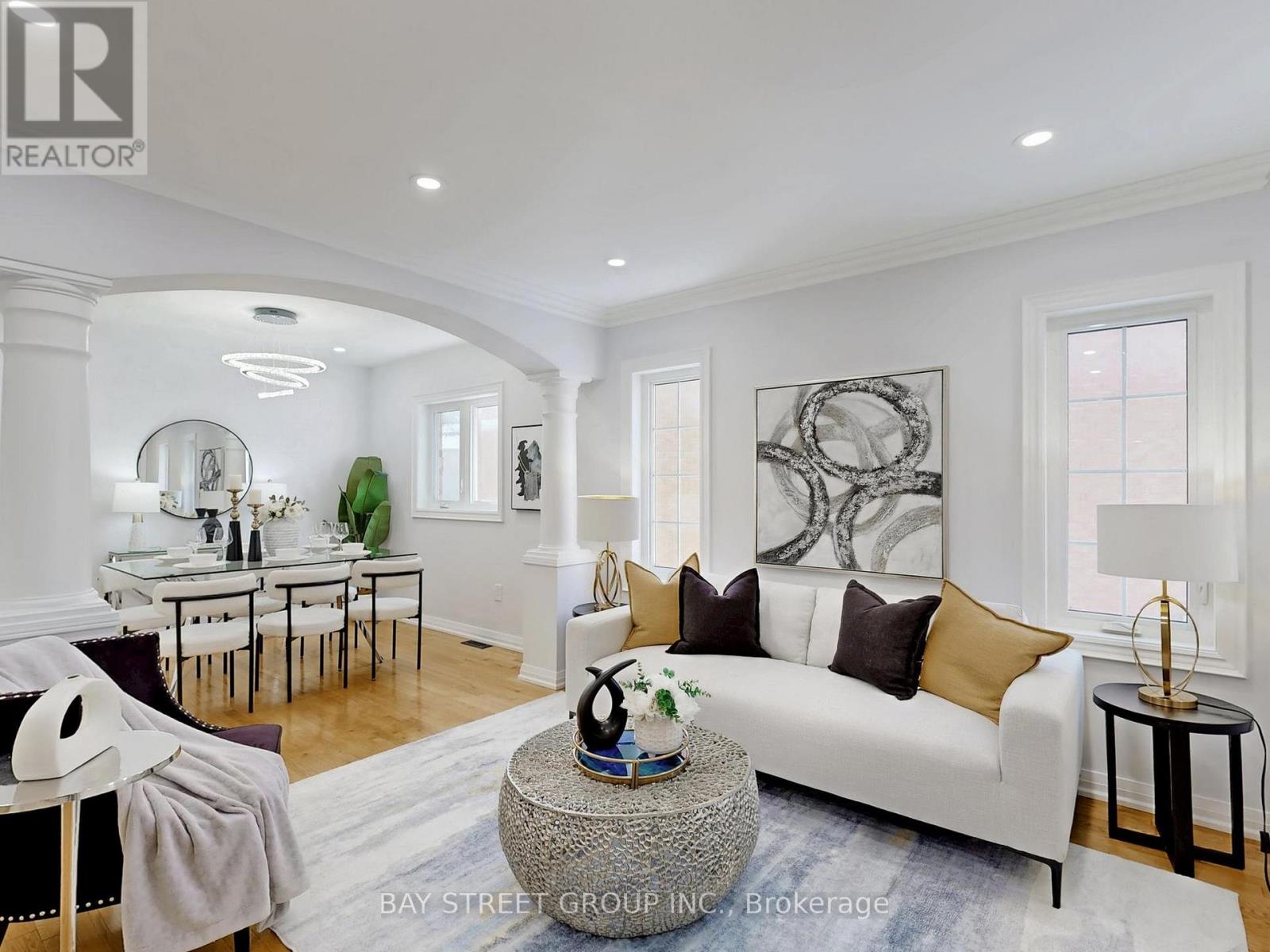 15 Futura Avenue, Richmond Hill (Rouge Woods), Ontario  L4S 1V2 - Photo 2 - N12709250