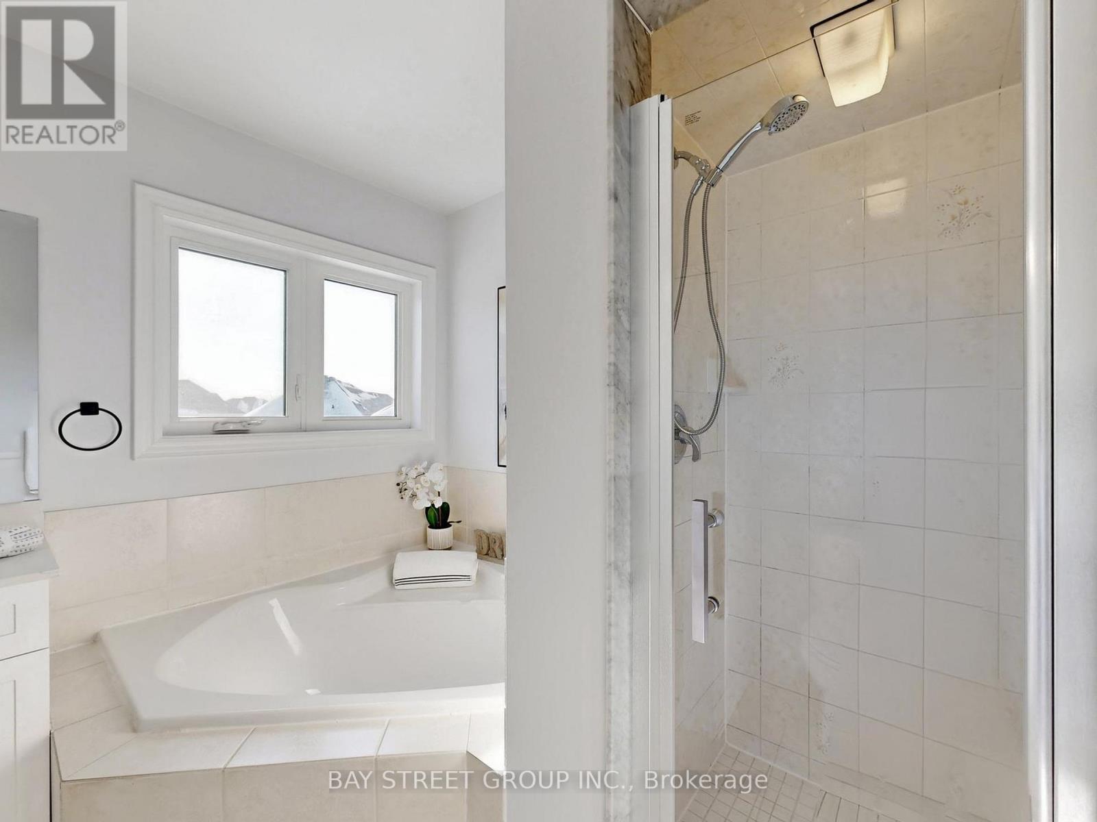 15 Futura Avenue, Richmond Hill (Rouge Woods), Ontario  L4S 1V2 - Photo 24 - N12709250