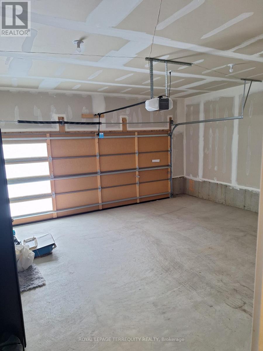 475 Provident Way, Hamilton, Ontario  L0R 1W0 - Photo 11 - X12693526