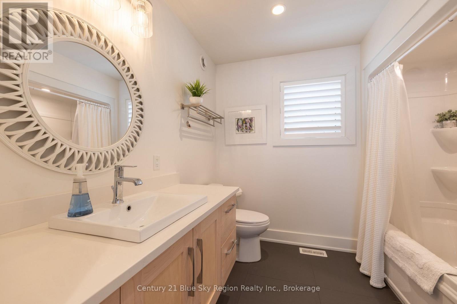 854 Bourke Street, North Bay, Ontario  P1B 3K6 - Photo 23 - X12709372