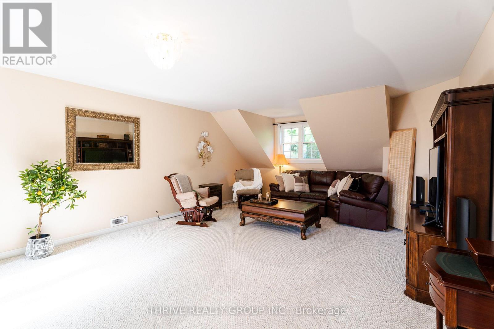 6228 Bethel Road, Warwick, Ontario  N0M 2S0 - Photo 21 - X12456387