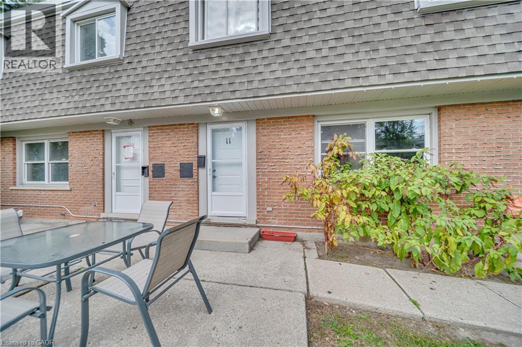78 Borden Parkway Unit# 11, Kitchener, Ontario  N2M 3T4 - Photo 2 - 40799517