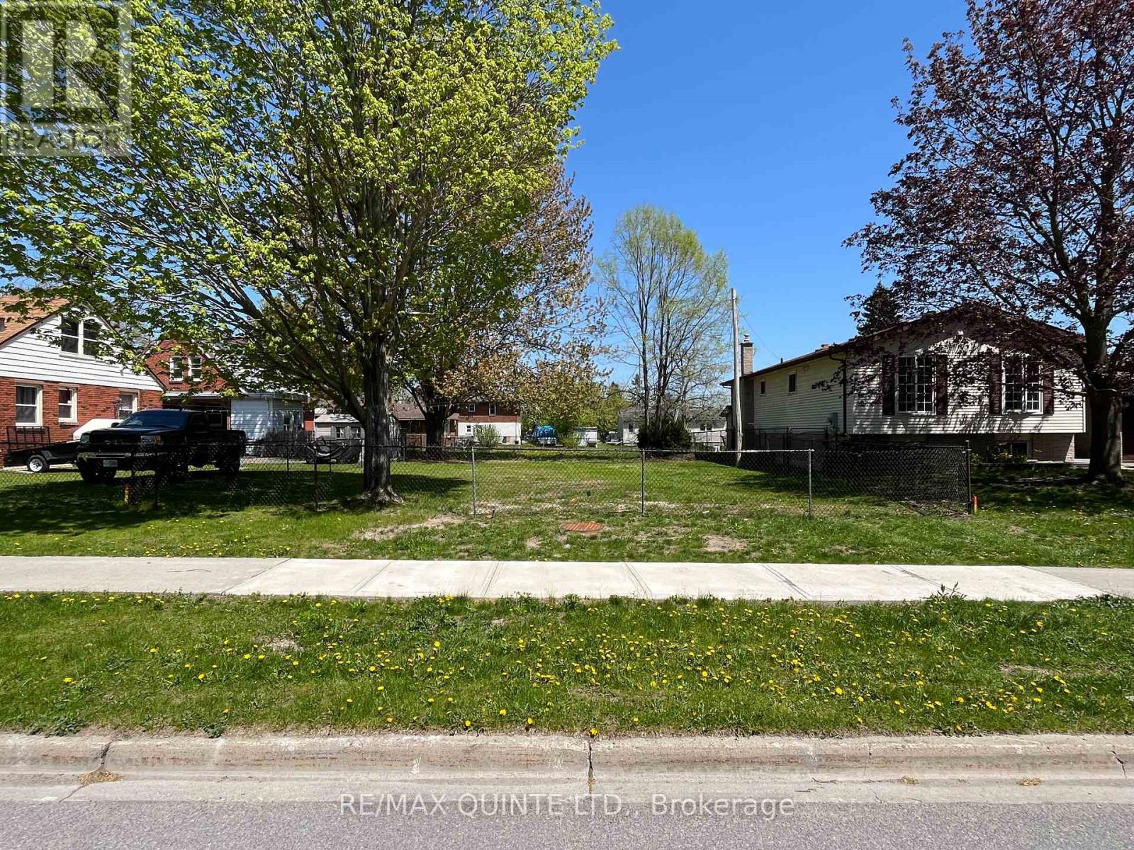 177 Singleton Drive, Belleville, Ontario  K8N 5H4 - Photo 3 - X12709398