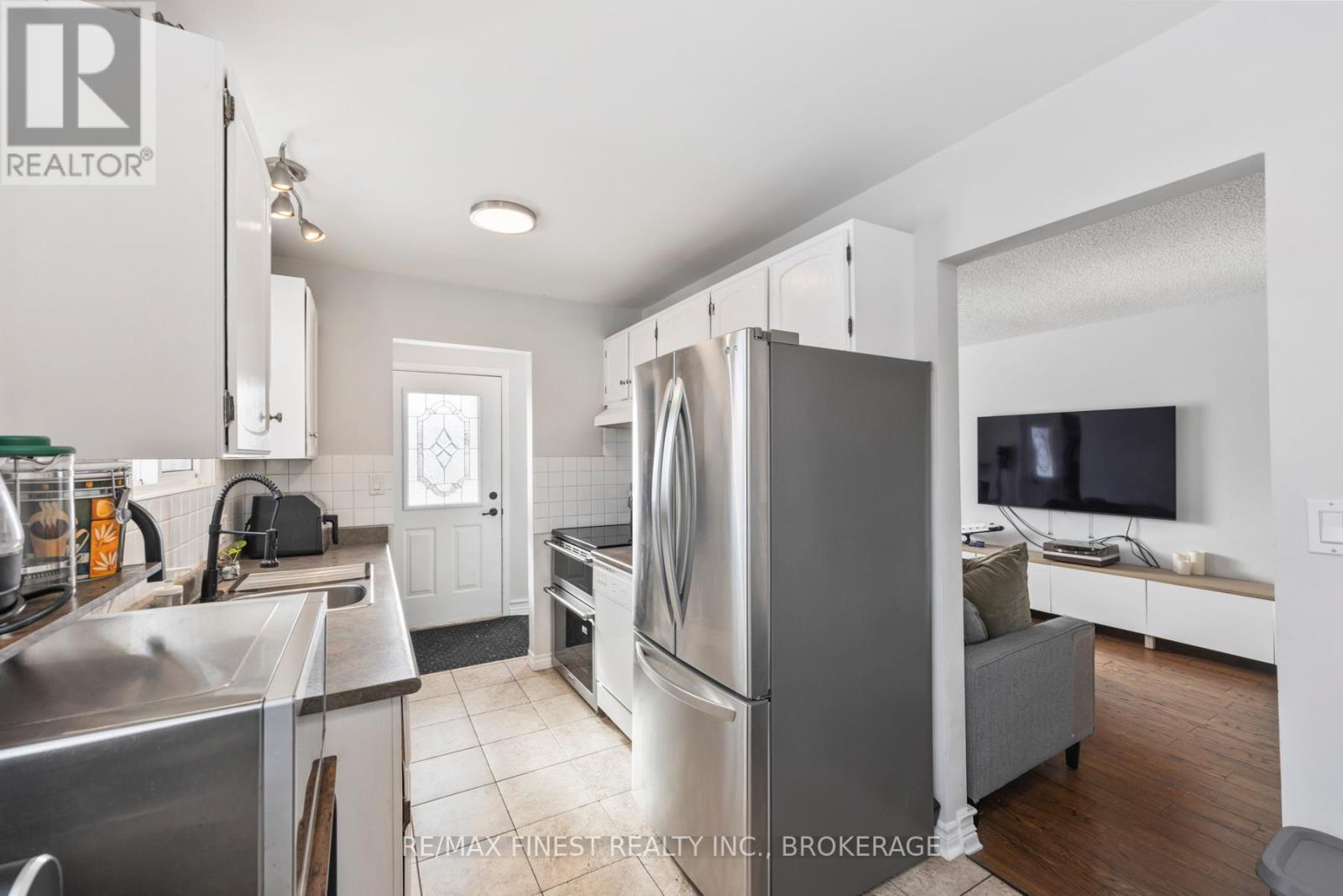 126 Purdy Road, Loyalist, Ontario  K0H 1G0 - Photo 11 - X12709484