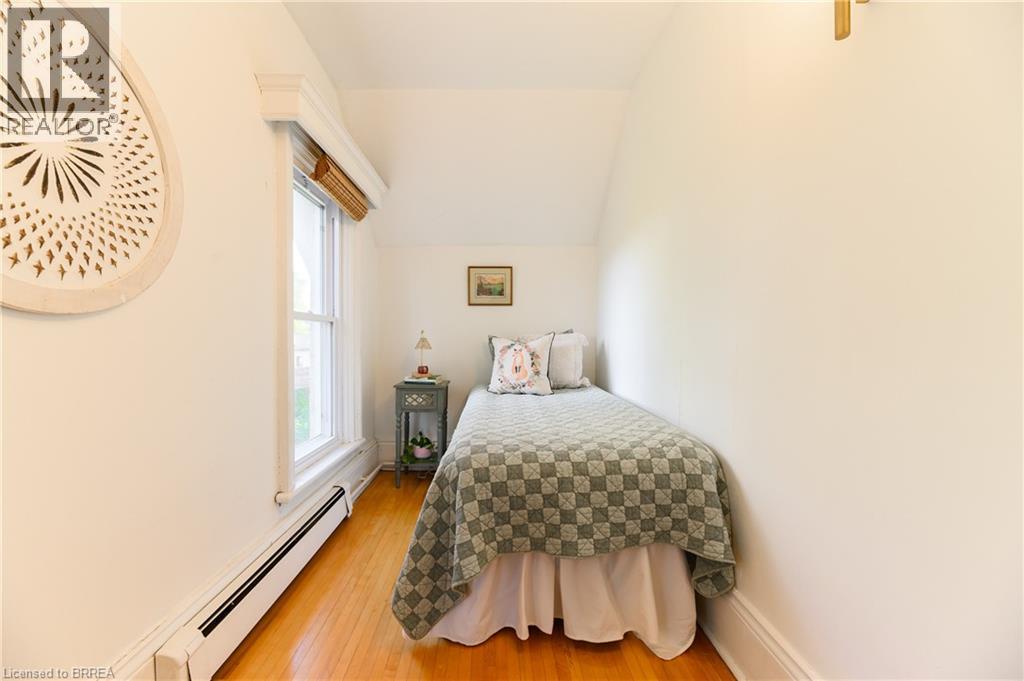 35 Egerton Street, Brantford, Ontario  N3T 4L4 - Photo 26 - 40780983