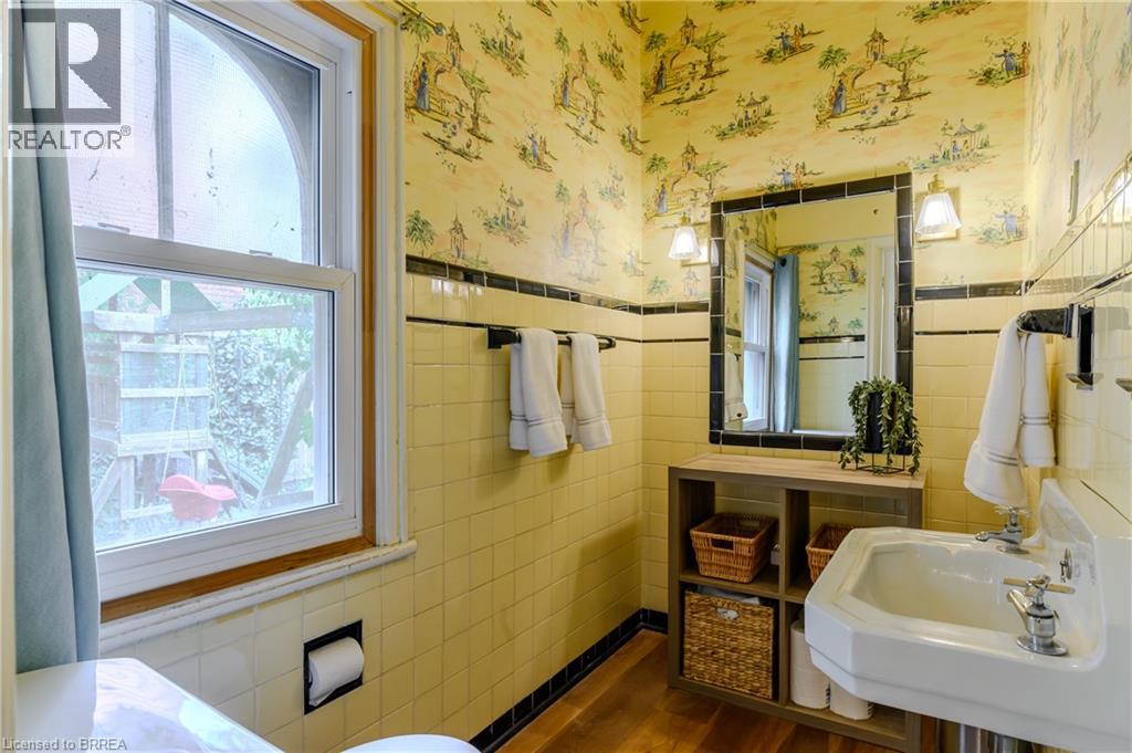 35 Egerton Street, Brantford, Ontario  N3T 4L4 - Photo 16 - 40780983