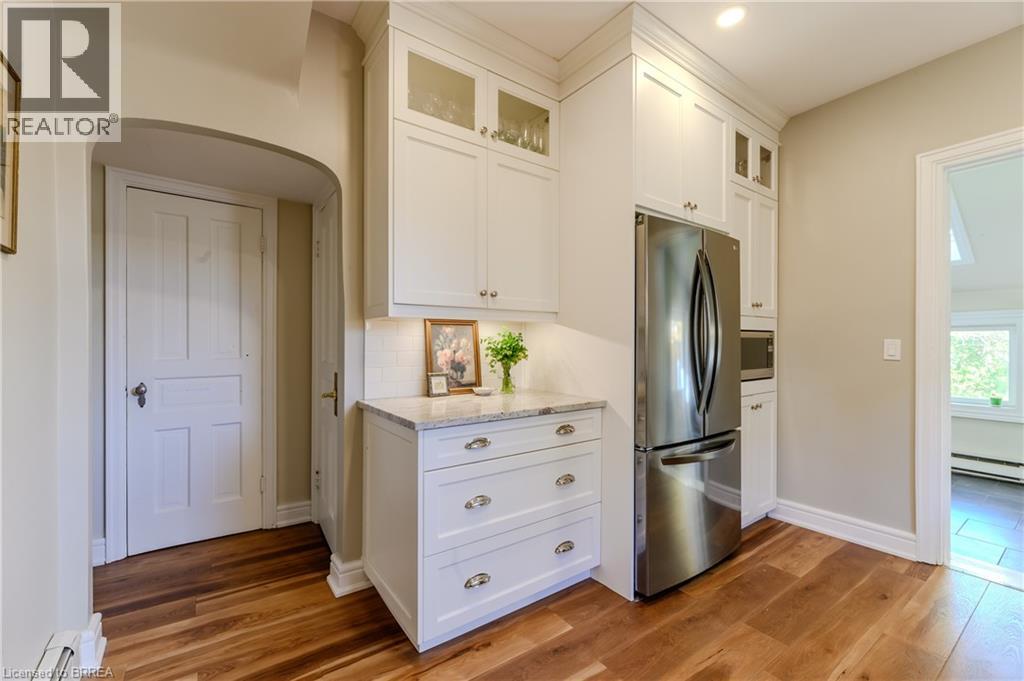 35 Egerton Street, Brantford, Ontario  N3T 4L4 - Photo 12 - 40780983