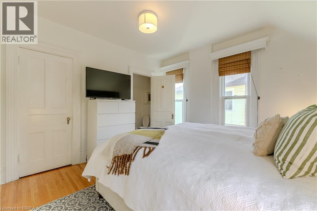 35 Egerton Street, Brantford, Ontario  N3T 4L4 - Photo 20 - 40780983