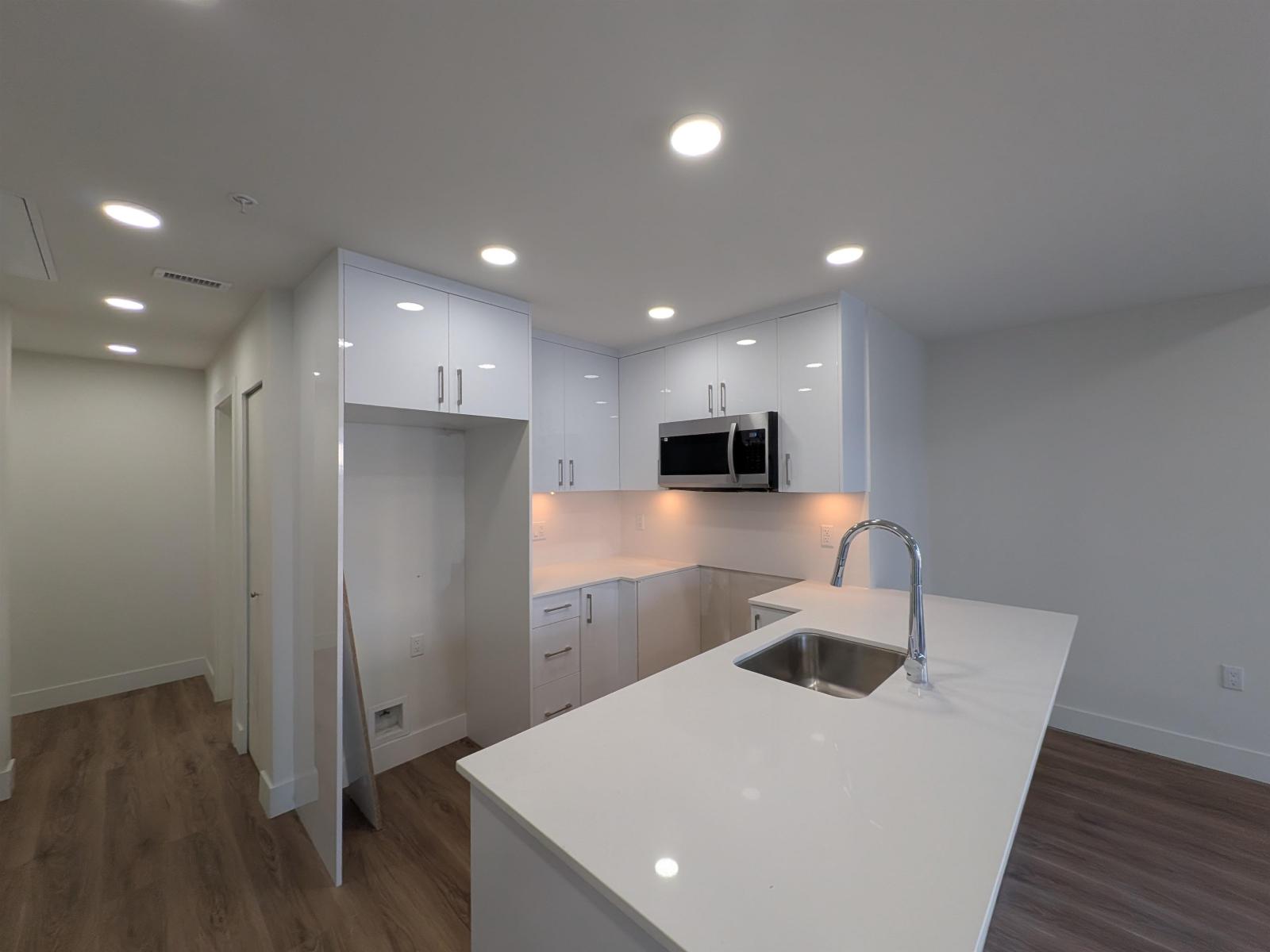 110 15739 Fraser Highway, Surrey, British Columbia  V4N 1G9 - Photo 10 - R3077211