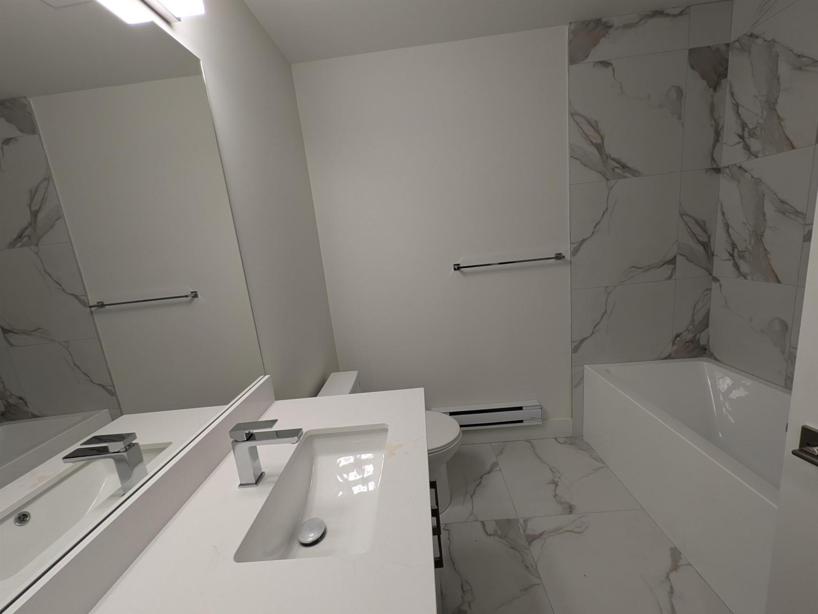 110 15739 Fraser Highway, Surrey, British Columbia  V4N 1G9 - Photo 15 - R3077211