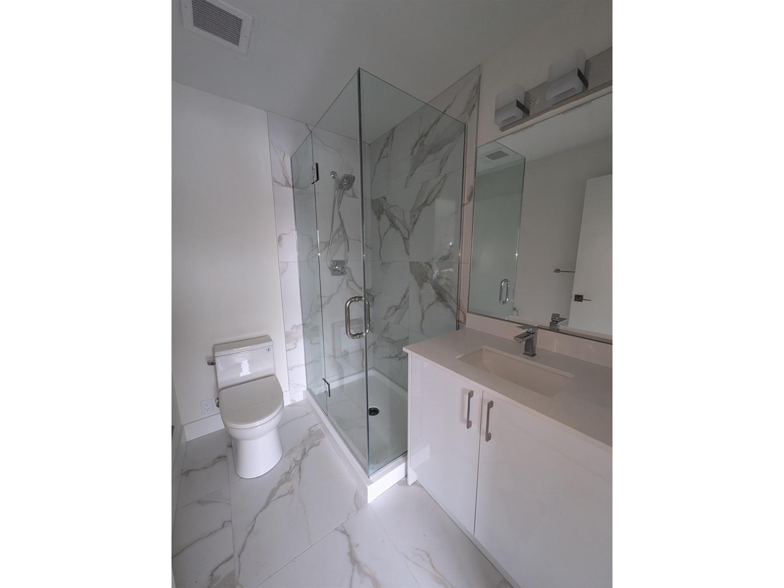 110 15739 Fraser Highway, Surrey, British Columbia  V4N 1G9 - Photo 16 - R3077211