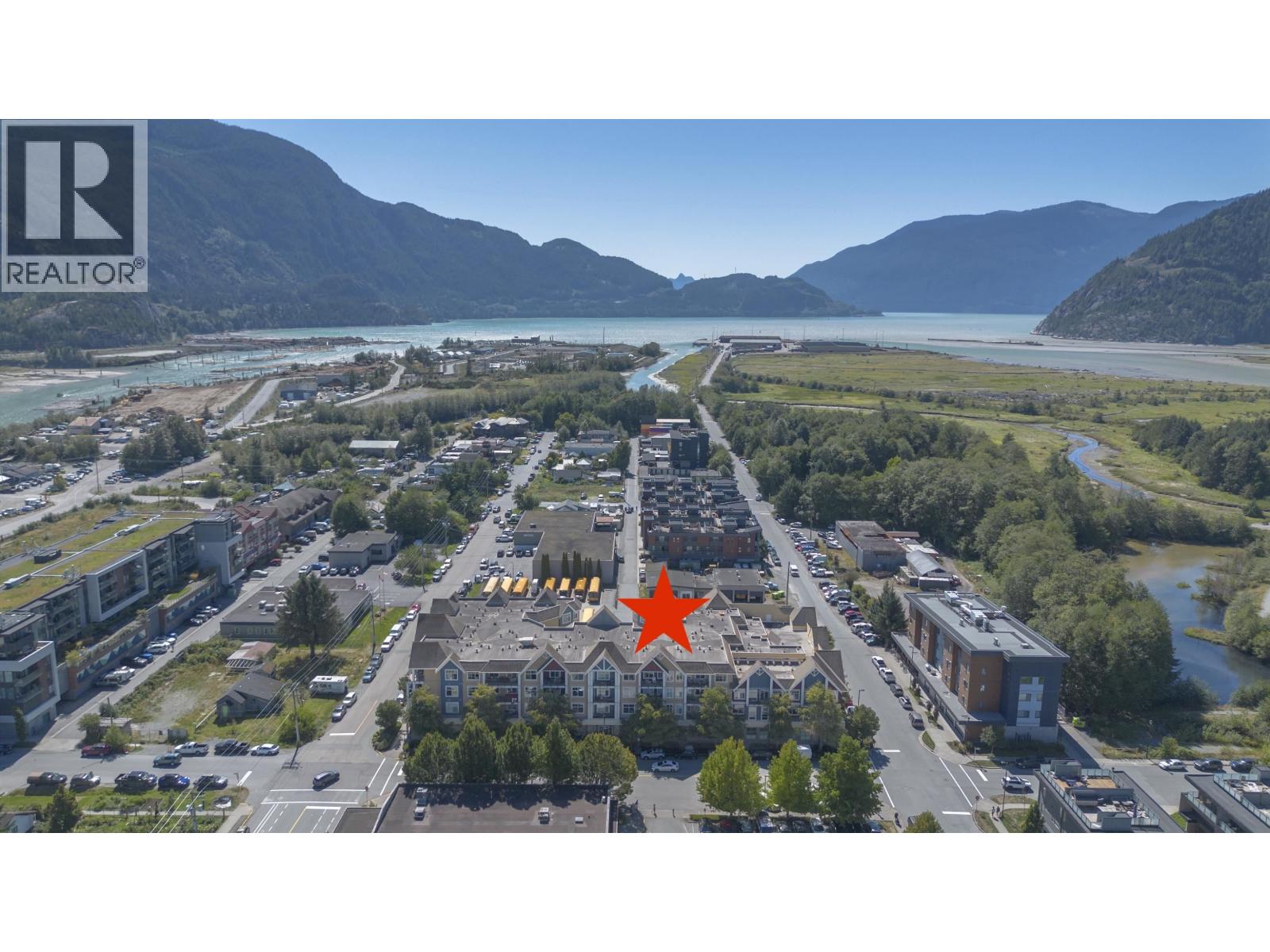 220 1336 Main Street, Squamish, British Columbia  V8B 0R2 - Photo 1 - R3079370