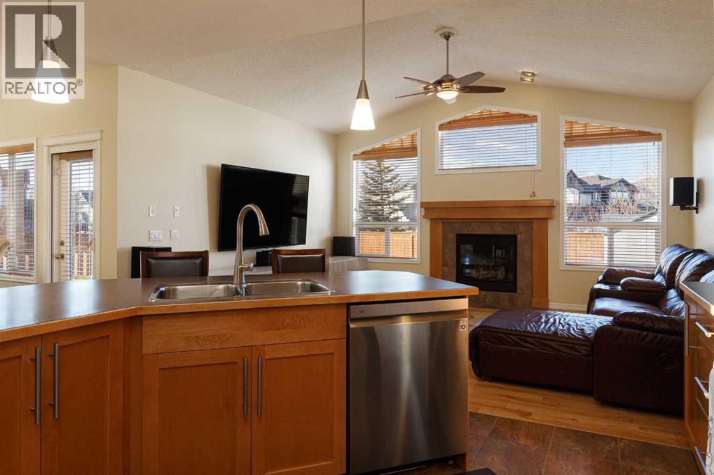 116 Rainbow Falls Grove, Chestermere, Alberta  t1x 0e9 - Photo 10 - A2279801