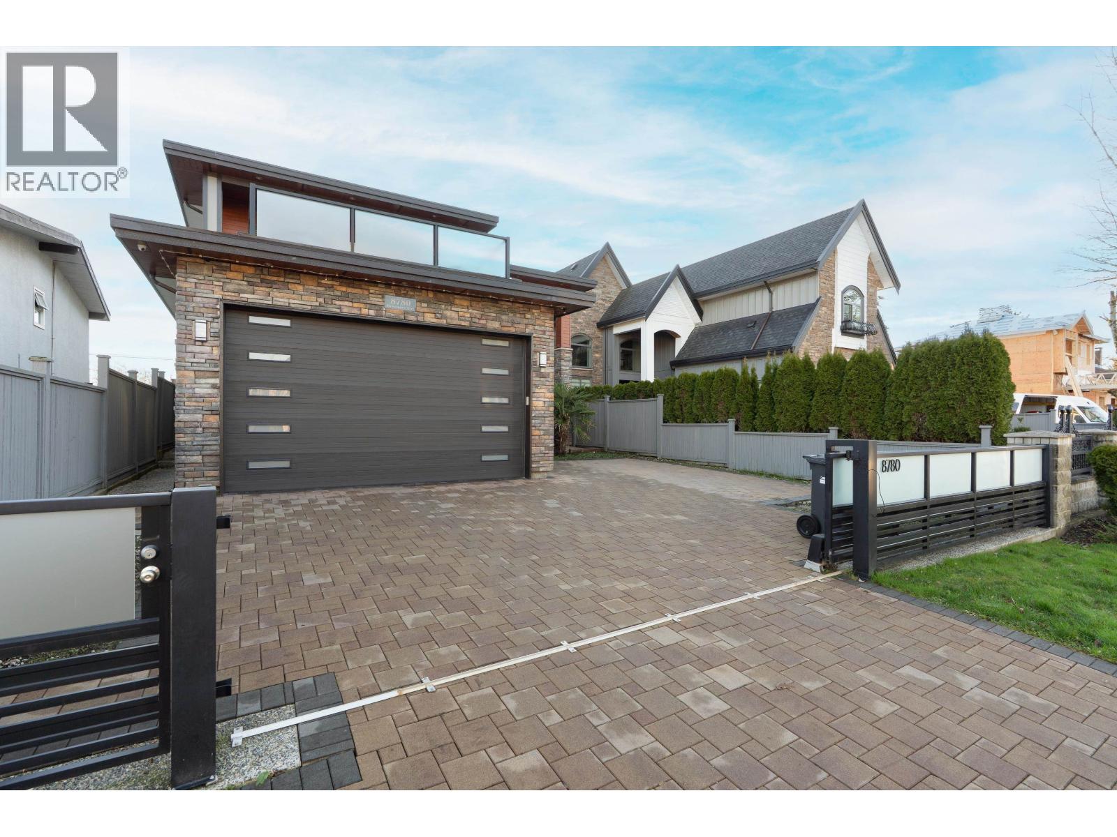 8780 Rosemary Avenue, Richmond, British Columbia  V7A 2K9 - Photo 2 - R3072706