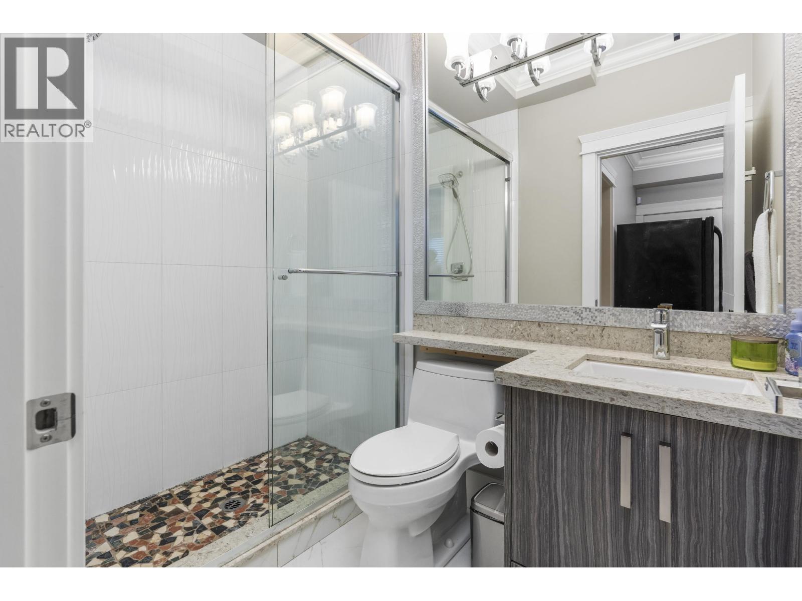 8780 Rosemary Avenue, Richmond, British Columbia  V7A 2K9 - Photo 32 - R3072706