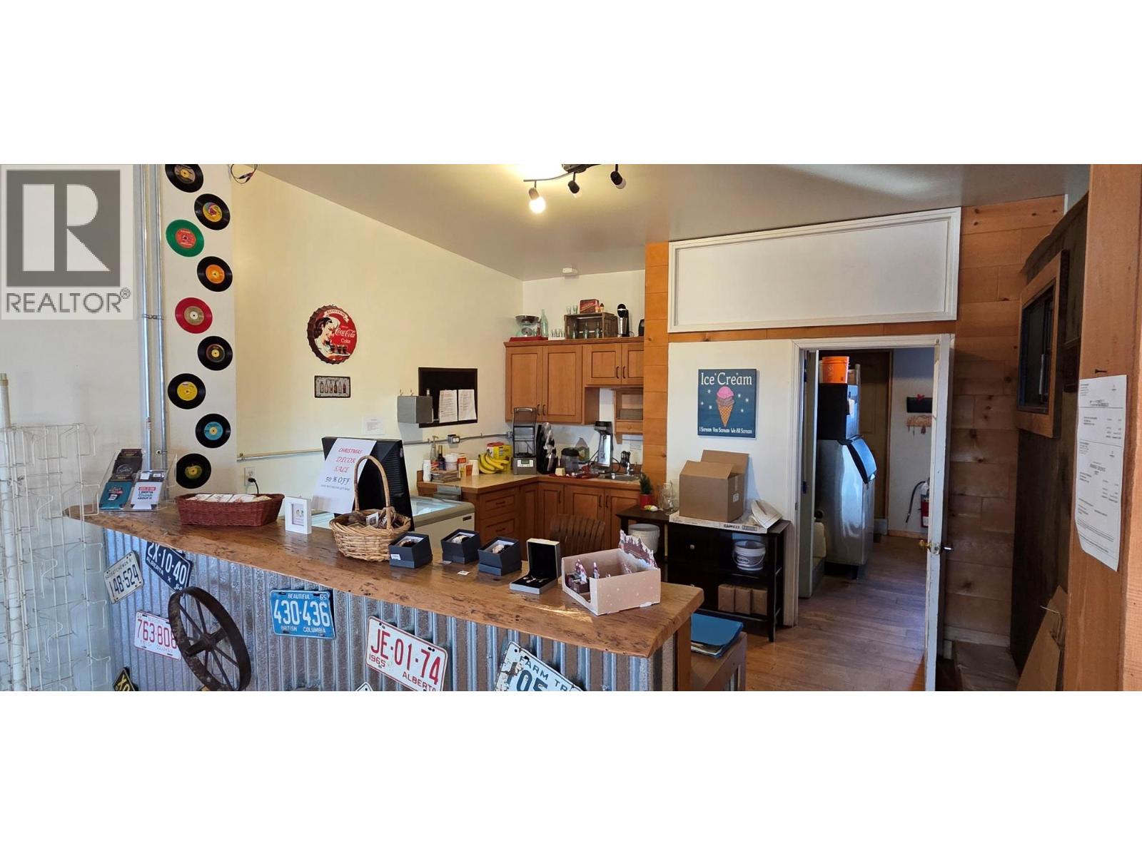 724a 304th Street, Kimberley, British Columbia V1A 3H5 - Photo 14 - 10372676