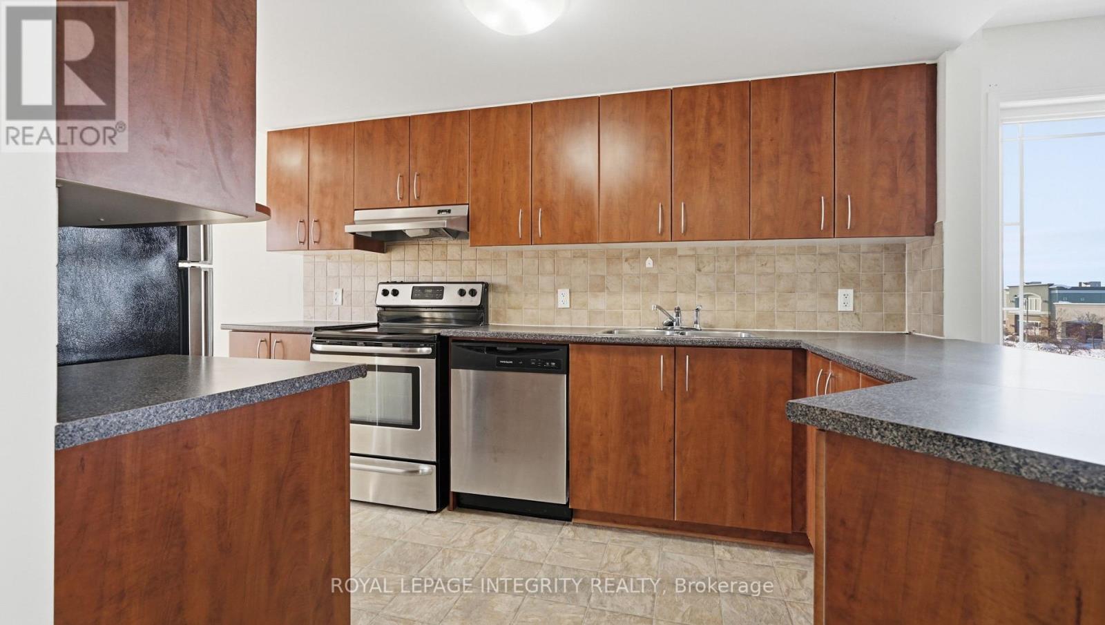 176 Chapman Mills Drive, Ottawa, Ontario  K2J 0B8 - Photo 5 - X12694666