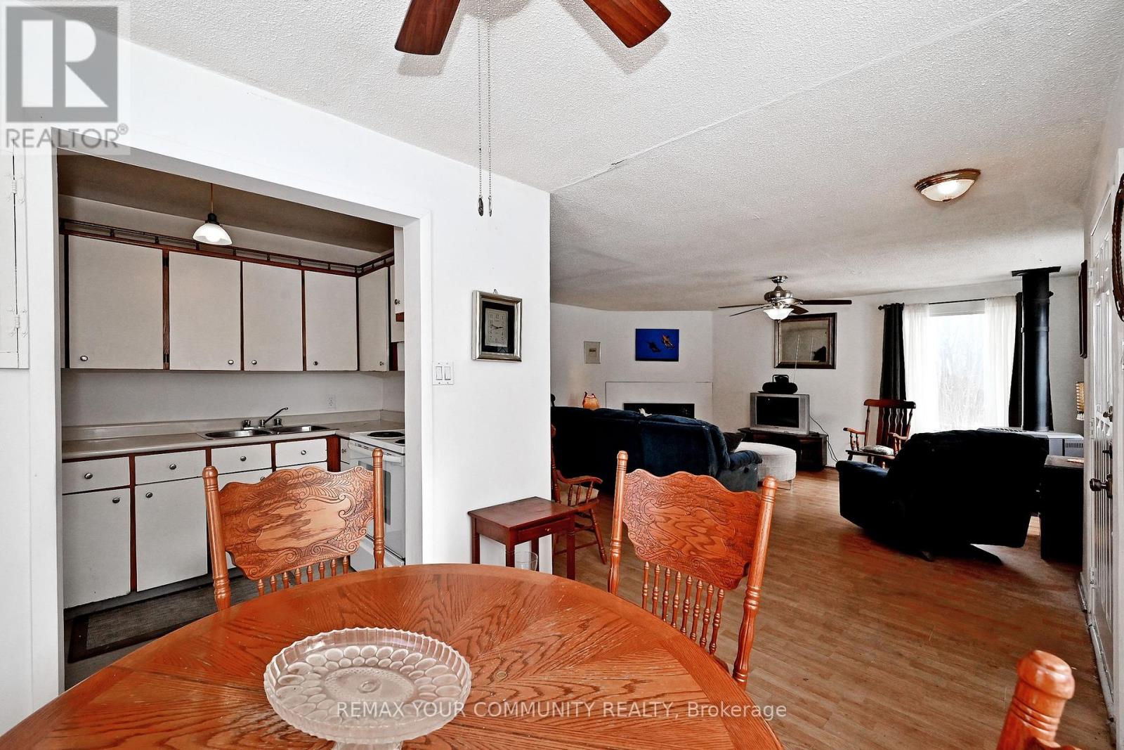 704 Hastings Avenue, Innisfil, Ontario  L9S 1Z3 - Photo 24 - N12685956