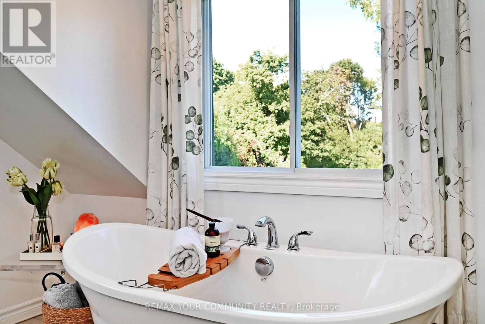 82 Centre Street, Aurora, Ontario  L4G 1J8 - Photo 28 - N12690318