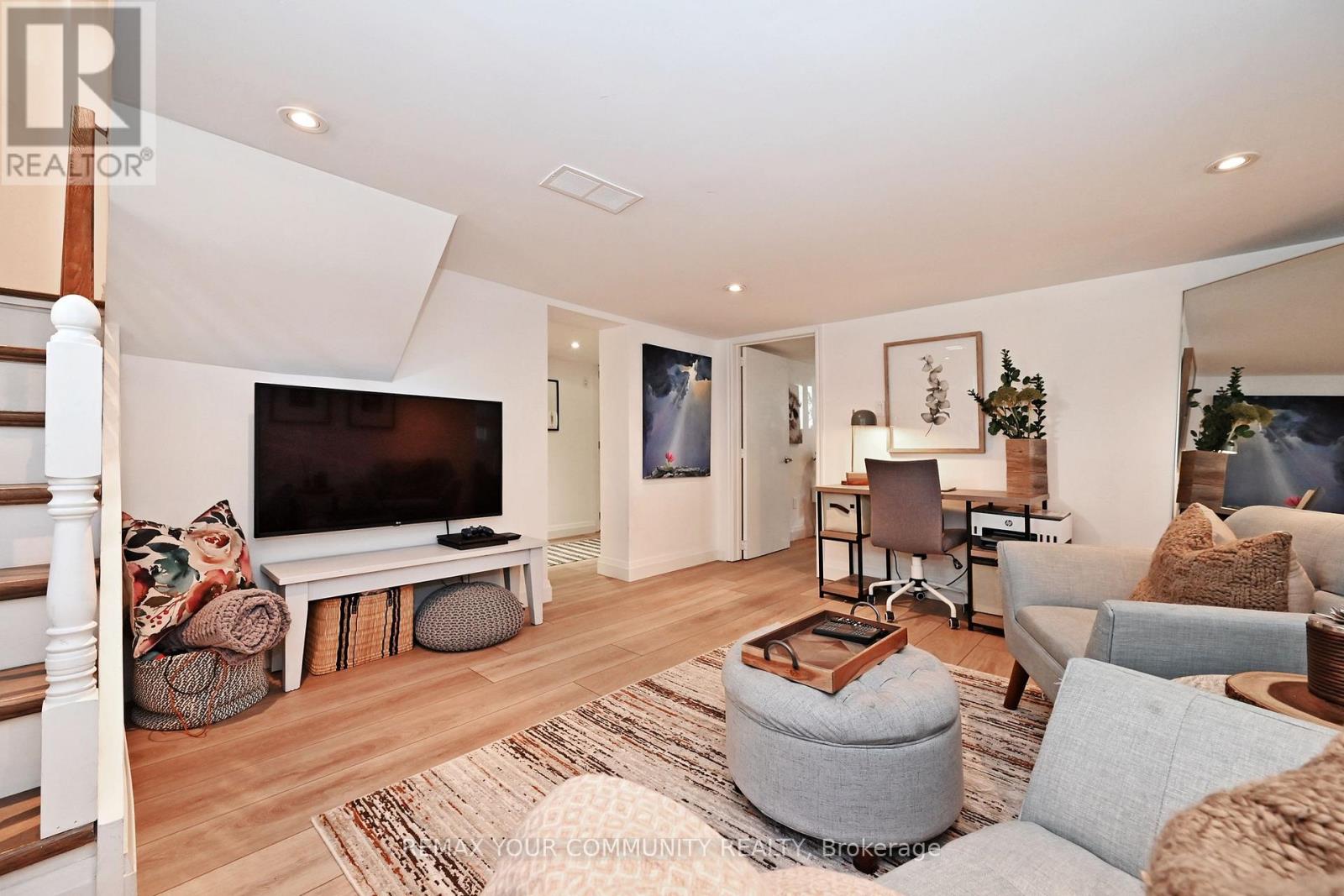 82 Centre Street, Aurora, Ontario  L4G 1J8 - Photo 29 - N12690318