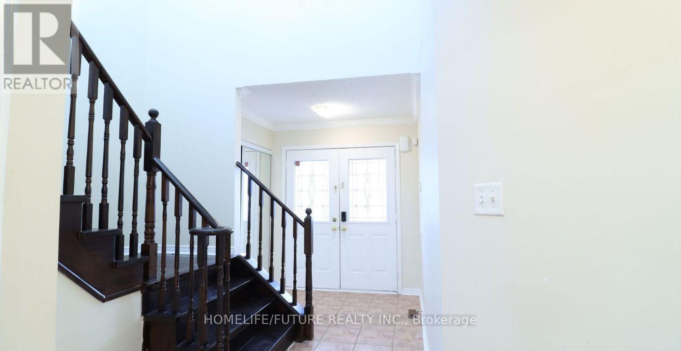 162 Cadillac Crescent, Brampton, Ontario  L7A 3B7 - Photo 32 - W12700374