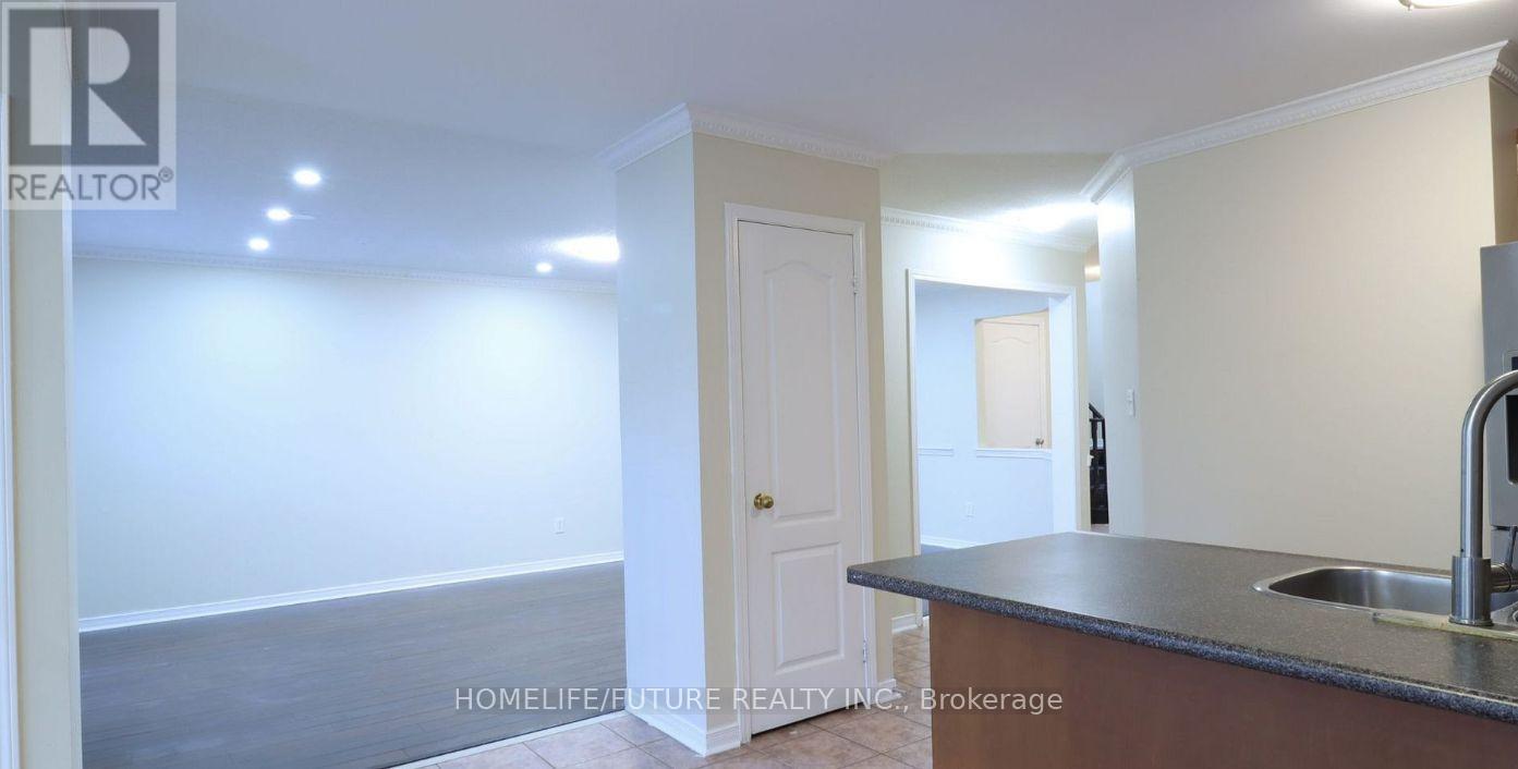 162 Cadillac Crescent, Brampton, Ontario  L7A 3B7 - Photo 18 - W12700374