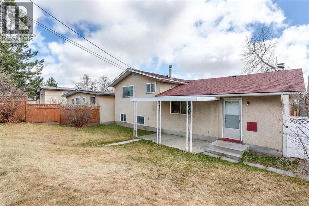 7803 Hunterslea Crescent Nw, Calgary, Alberta  T2K 4M3 - Photo 14 - A2267488